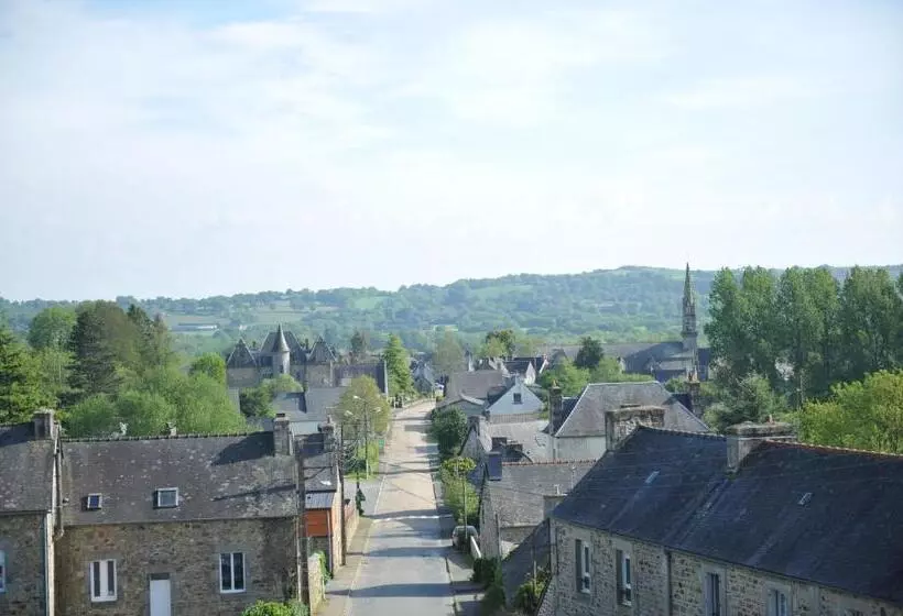 ベッドアンドブレックファースト Demeure De Kergoguen