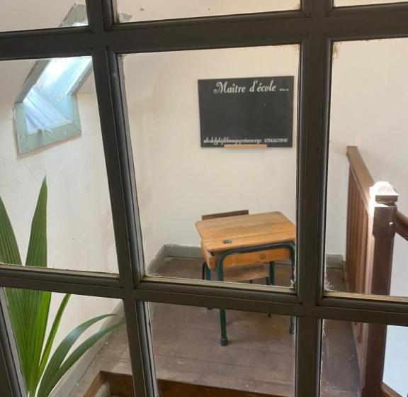 Bed and Breakfast Demeure De Kergoguen