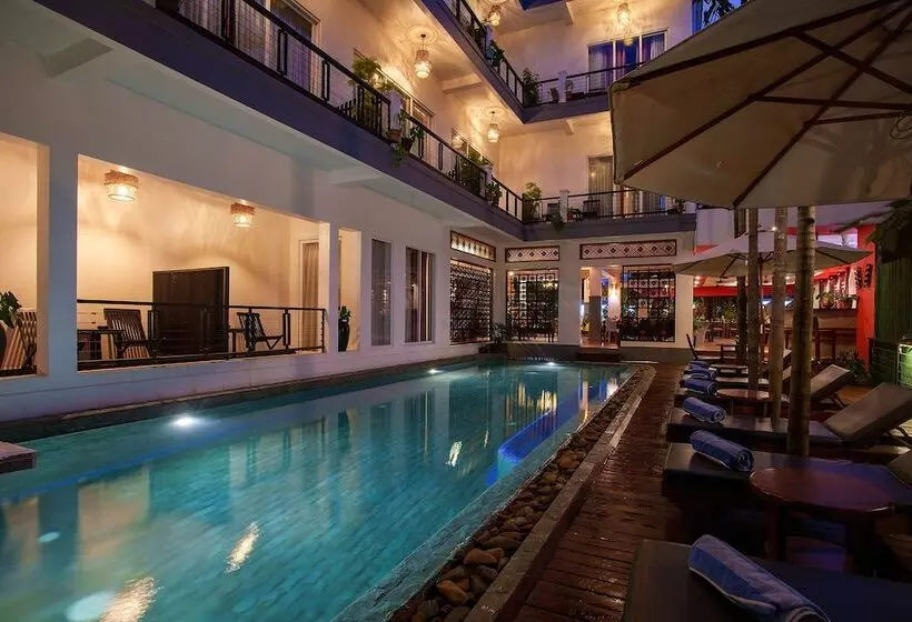 Hotelli Sakaban Suite