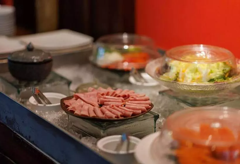 Hotelli Sakaban Suite