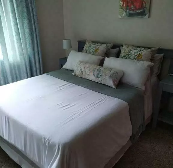 Aamiaismajoitus (B&B) Nzima Bnb