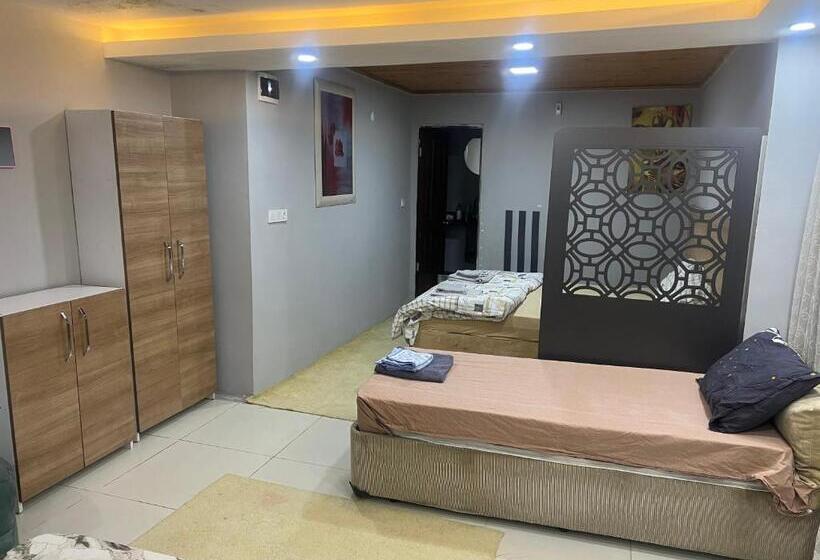 住宿加早餐  Villa Blacksea