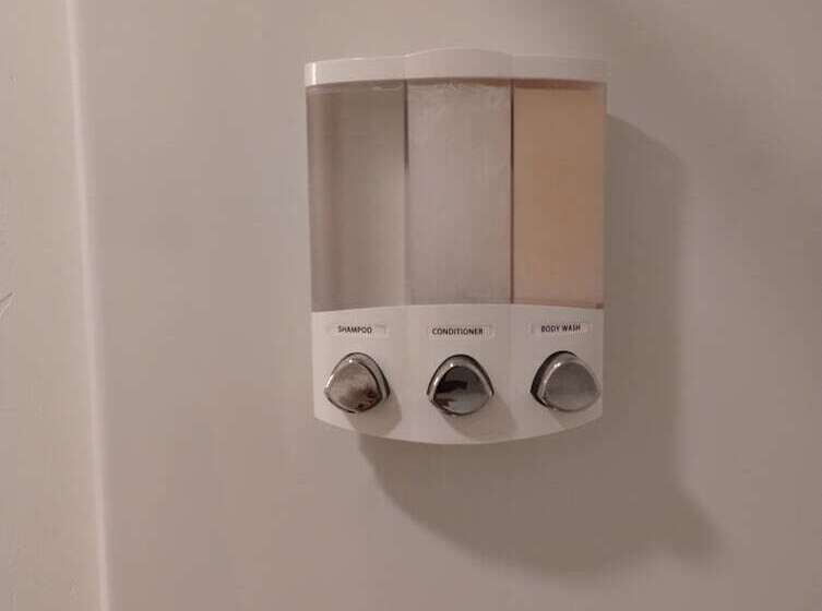 فندق على الطريق Beargrass Lodging & Rv Resort