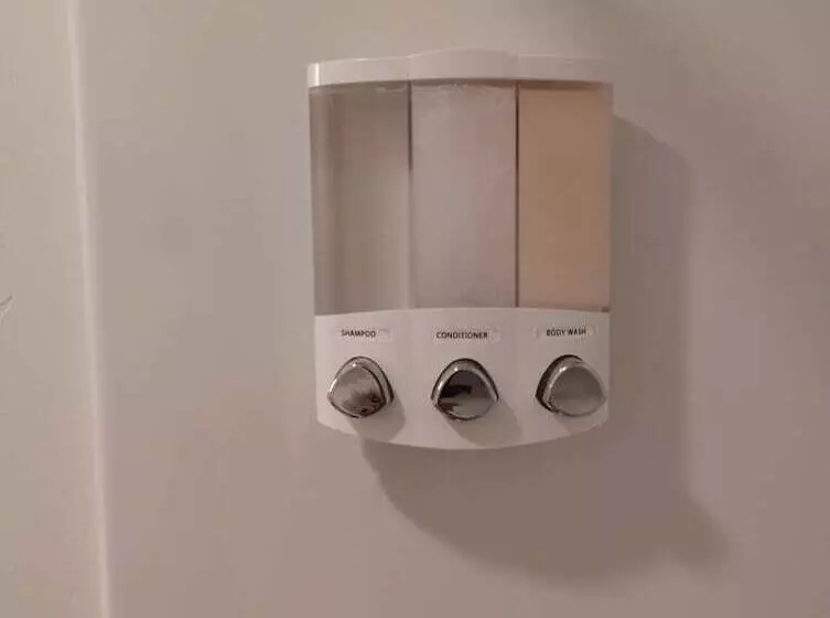 Motelli Beargrass Lodging & Rv Resort