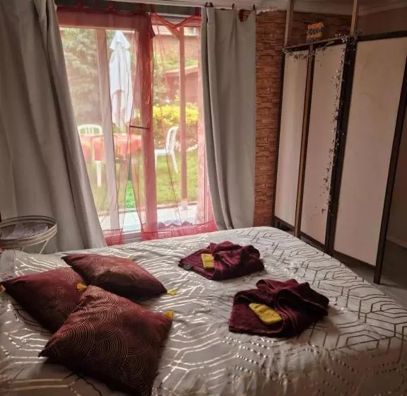 ベッドアンドブレックファースト Chez Mumu