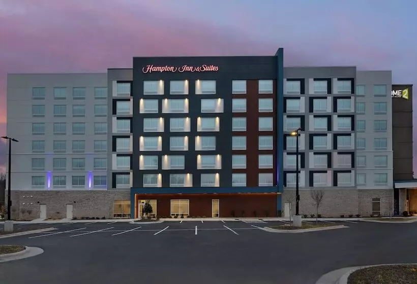 هتل Hampton Inn & Suites Durham University Medical Center