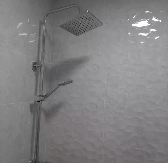 پانسیون Vernatun Guest House