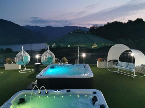 استراحتگاه Complex Turistic Cetatea Drencova