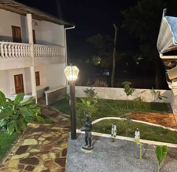 Aamiaismajoitus (B&B) Villa Manga Rosa