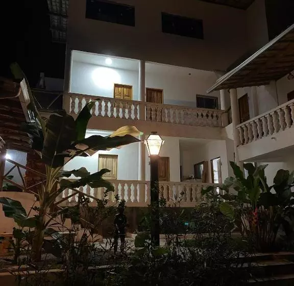 Aamiaismajoitus (B&B) Villa Manga Rosa