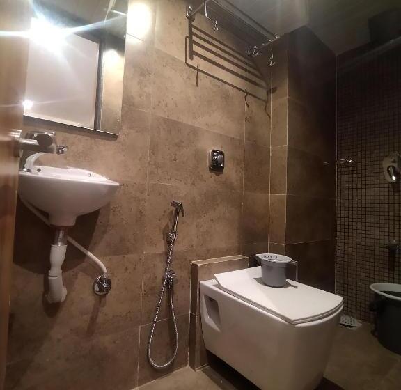 Hotel Kishan Lodging & Boarding