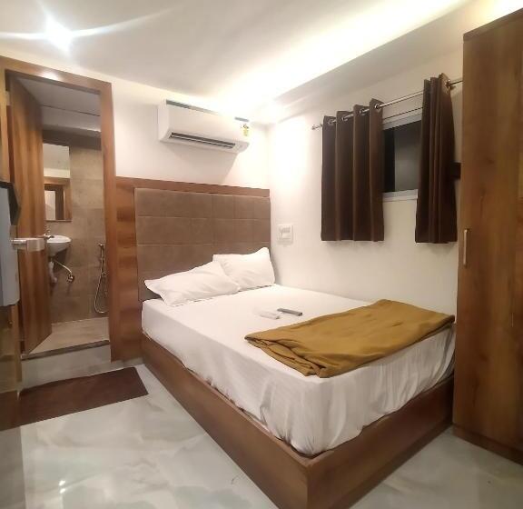 Hotel Kishan Lodging & Boarding