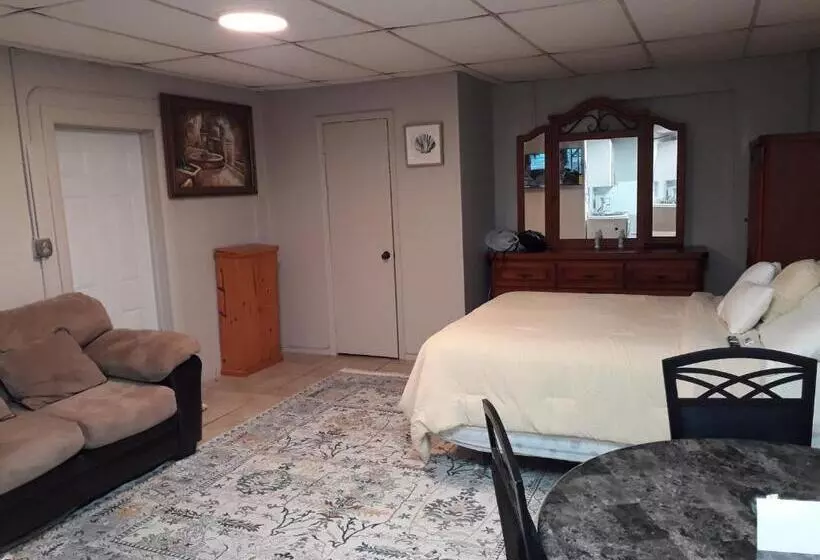 ペンション Roomy Comfortable Suite
