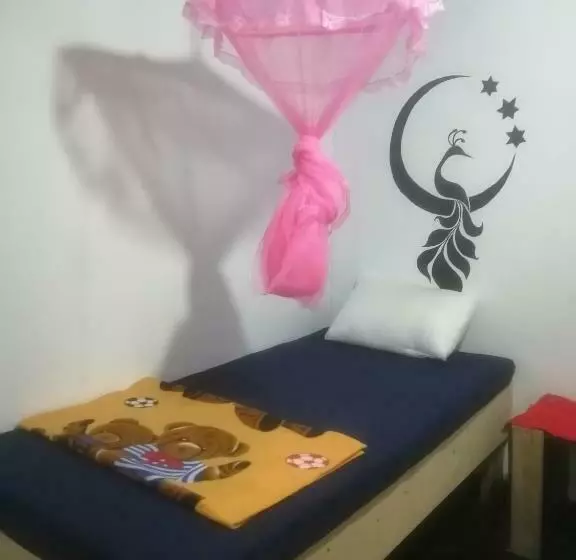 Cozy House Hostel