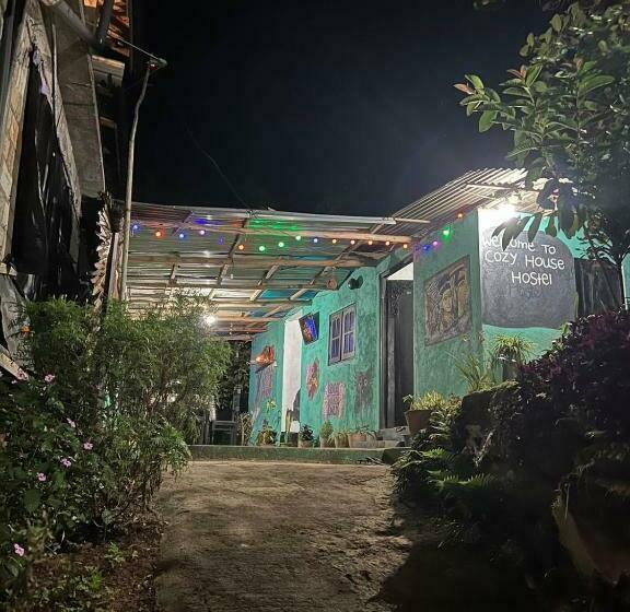 Cozy House Hostel