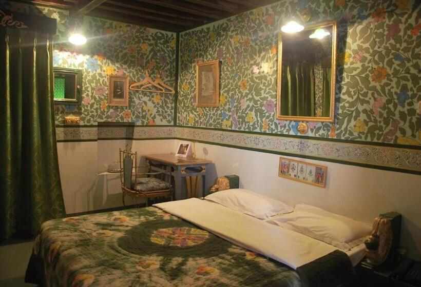 هتل Bhairon Vilas A Boutique Heritage