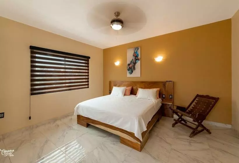 Hotelli Guitarra Inn