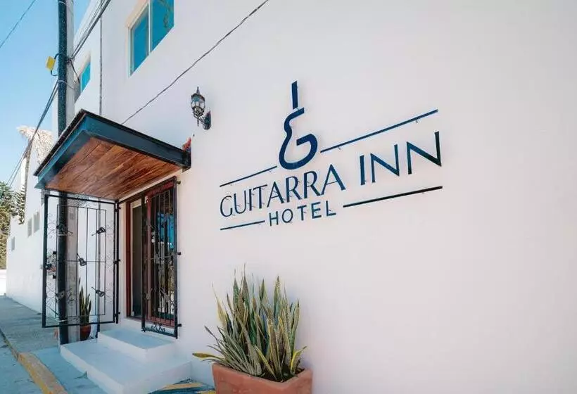 Hotelli Guitarra Inn
