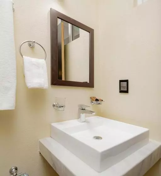 Hotelli Guitarra Inn