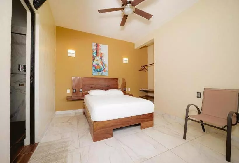 Hotelli Guitarra Inn