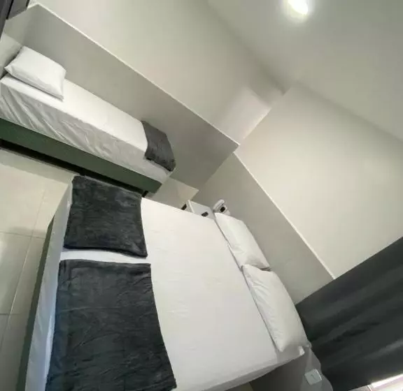 Hotelli Suíte Com Banheiro Privativo Em Pousada Recém Construída,a 500mts Do Pátio Do Forró