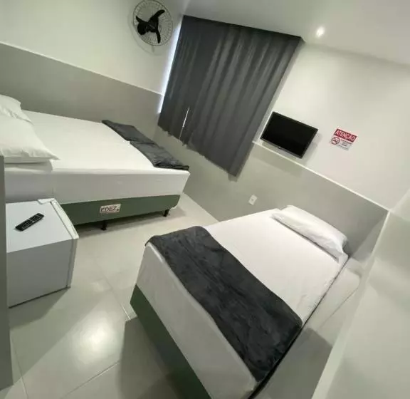 Hotelli Suíte Com Banheiro Privativo Em Pousada Recém Construída,a 500mts Do Pátio Do Forró