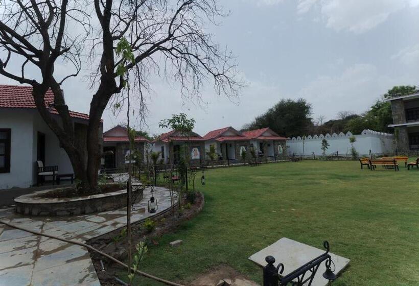 Keshav Resort