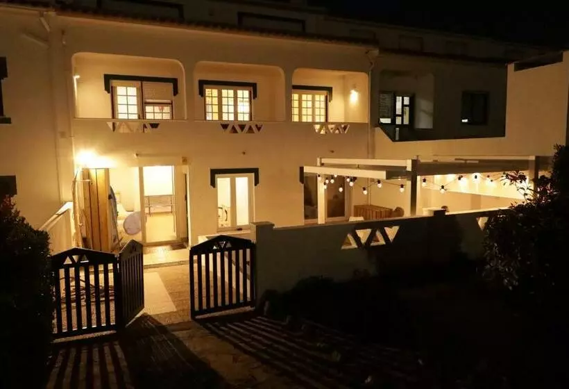 ユースホステル Santa, Sea & Sun