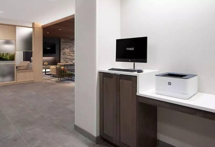 Hotelli Fairfield By Marriott Inn & Suites Whitsett Greensboro East