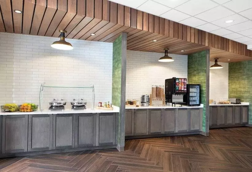 Hotelli Fairfield By Marriott Inn & Suites Whitsett Greensboro East