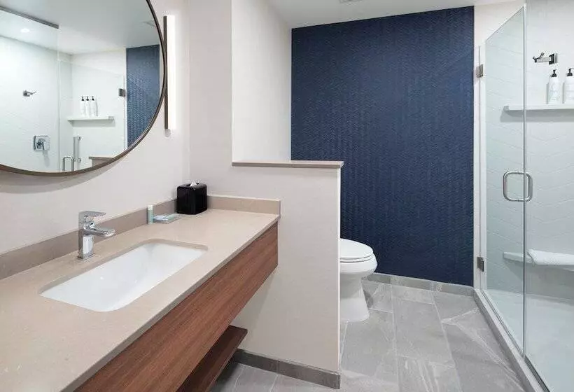 Hotelli Fairfield By Marriott Inn & Suites Whitsett Greensboro East