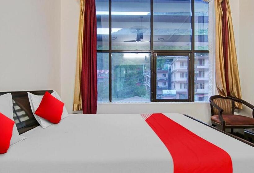 בית מלון כפרי Oyo Flagship 81244 Dev Regency