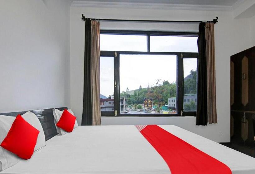 בית מלון כפרי Oyo Flagship 81244 Dev Regency