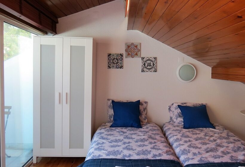 White House Lisbon Hostel