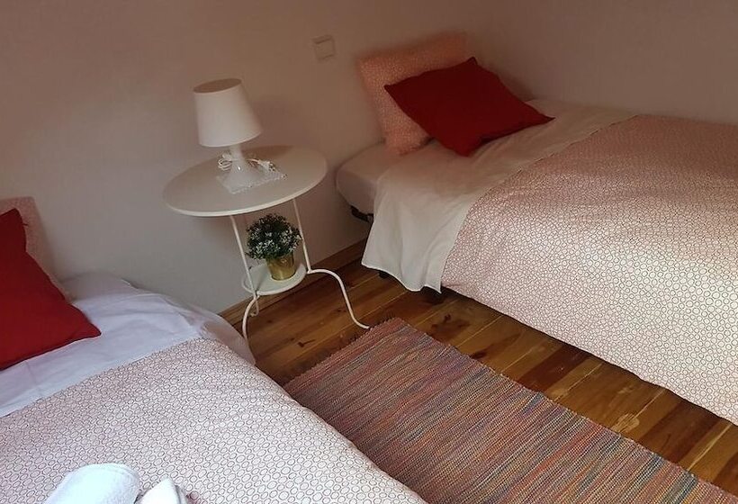 White House Lisbon Hostel