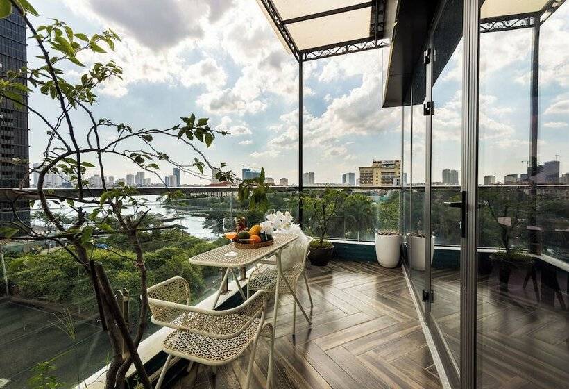 Cara Rustic Apartment