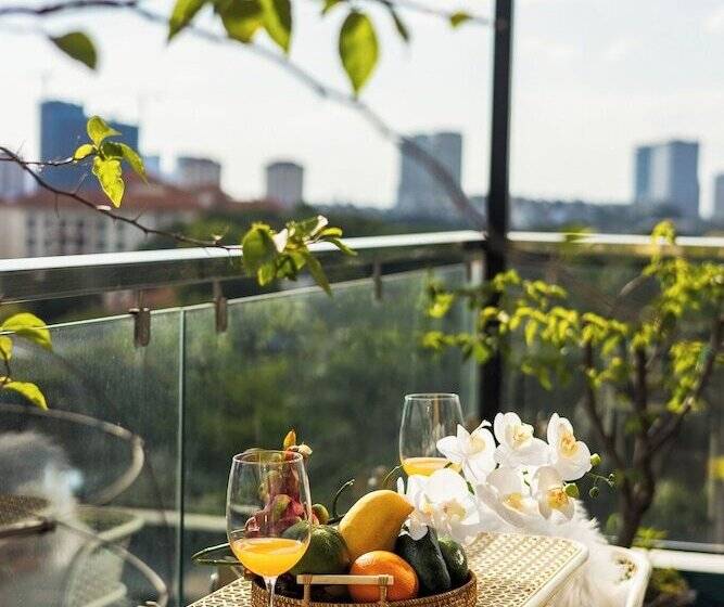 Cara Rustic Apartment