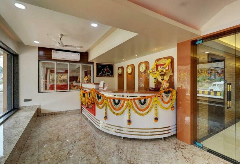 Fabhotel Grand Inn I   Ttc Industrial Area, Dighe