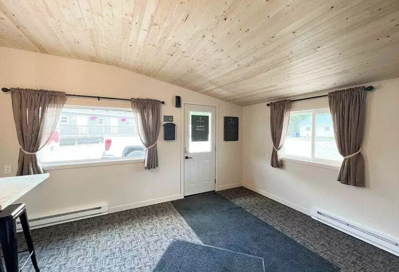 Hotelli The Trail Inn   Melita, Manitoba   Hwy 83, Hwy 3