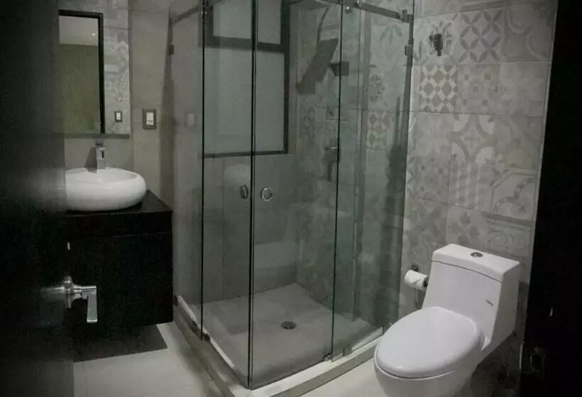 ユースホステル Endemic Inn Puebla