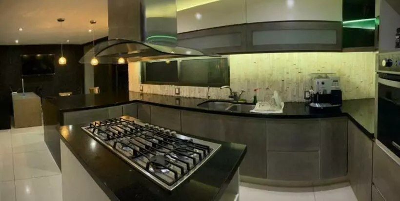 ユースホステル Endemic Inn Puebla
