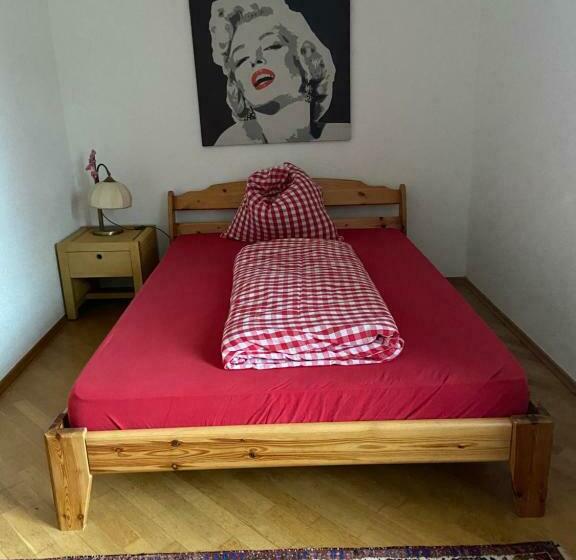 호스텔 Weinbeisser   Wirt In Freinberg