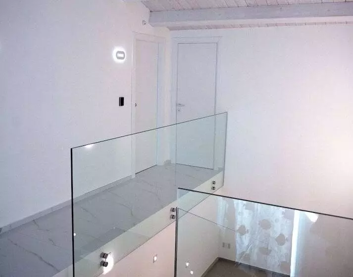 ベッドアンドブレックファースト Lauria Luxury Room