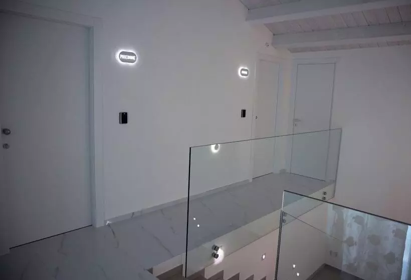 ベッドアンドブレックファースト Lauria Luxury Room