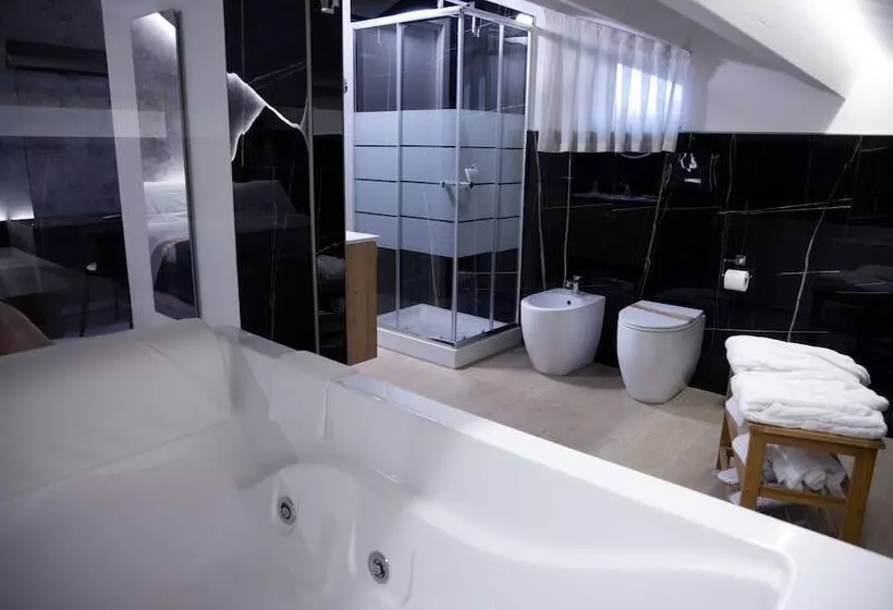 ベッドアンドブレックファースト Lauria Luxury Room