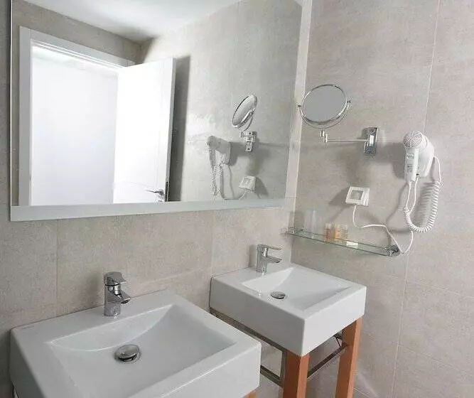 Hotelli Amber El Fell