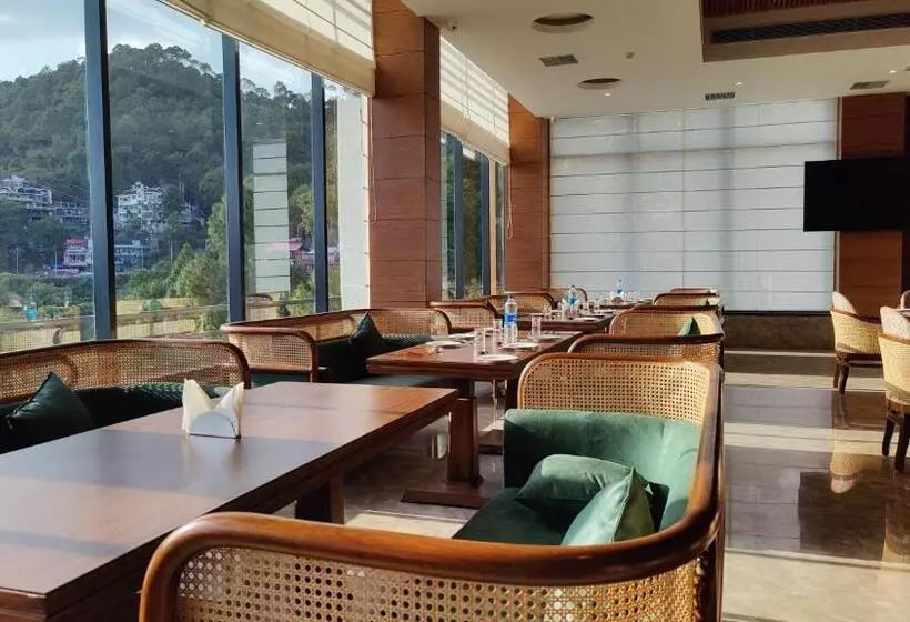 هتل Kaithal Resort   Kasauli