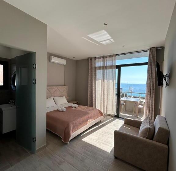 پانسیون Endless Blue Himara