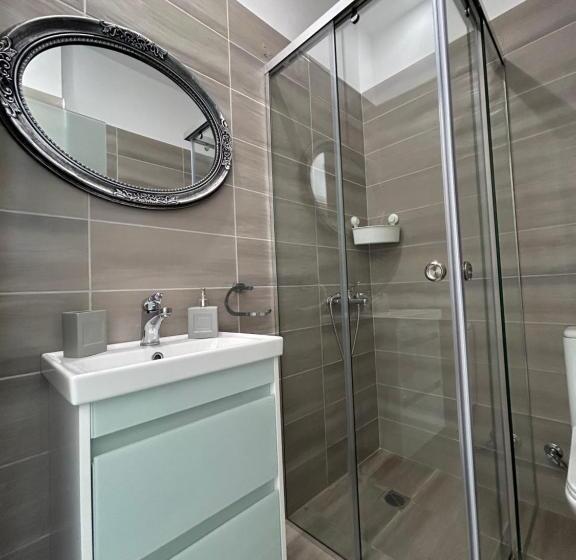 پانسیون Endless Blue Himara