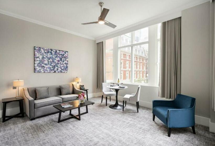 Tower Residences By Blue Orchid